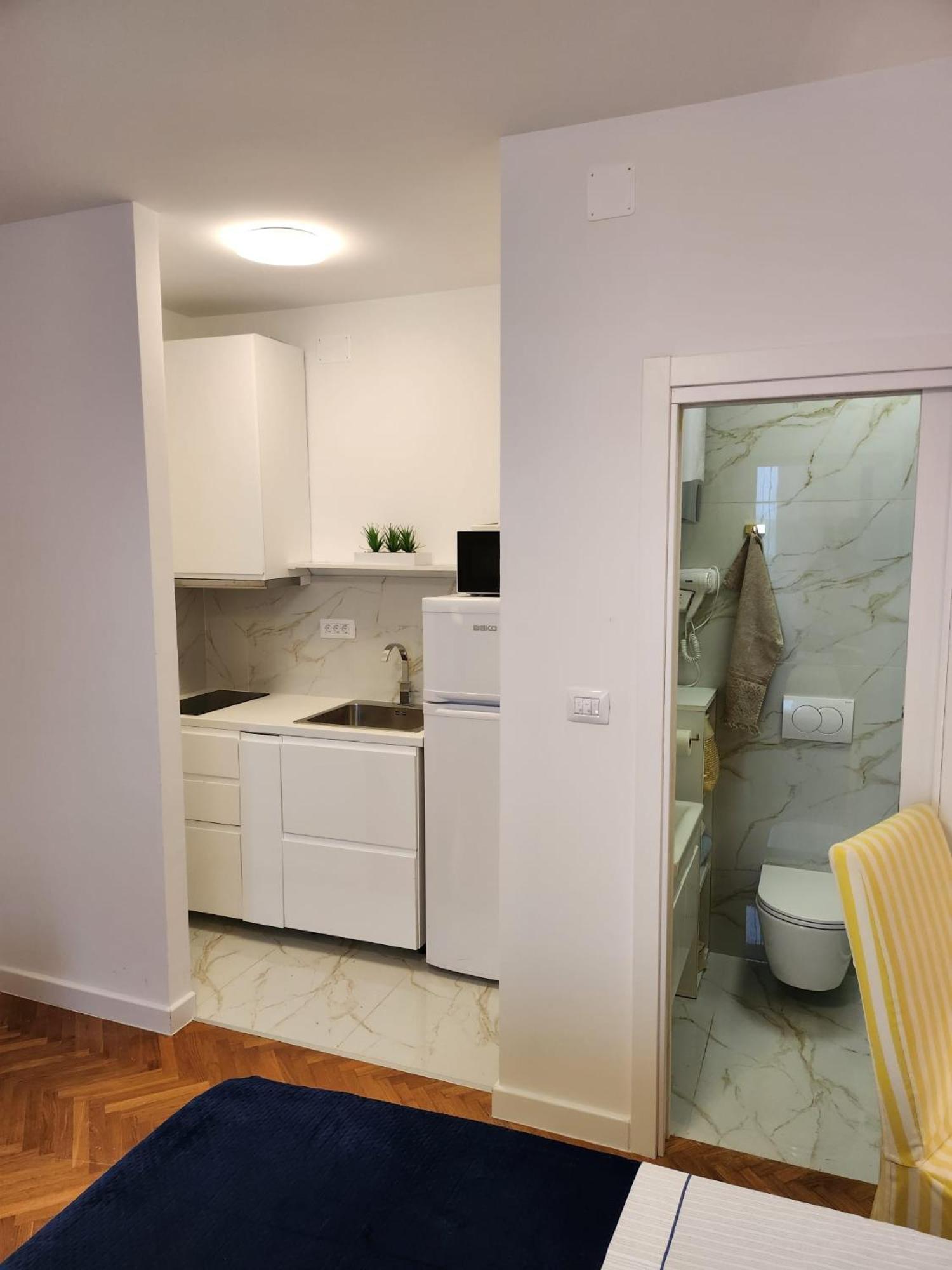 Vila Dora - Studio Dora Мартиншчица Экстерьер фото